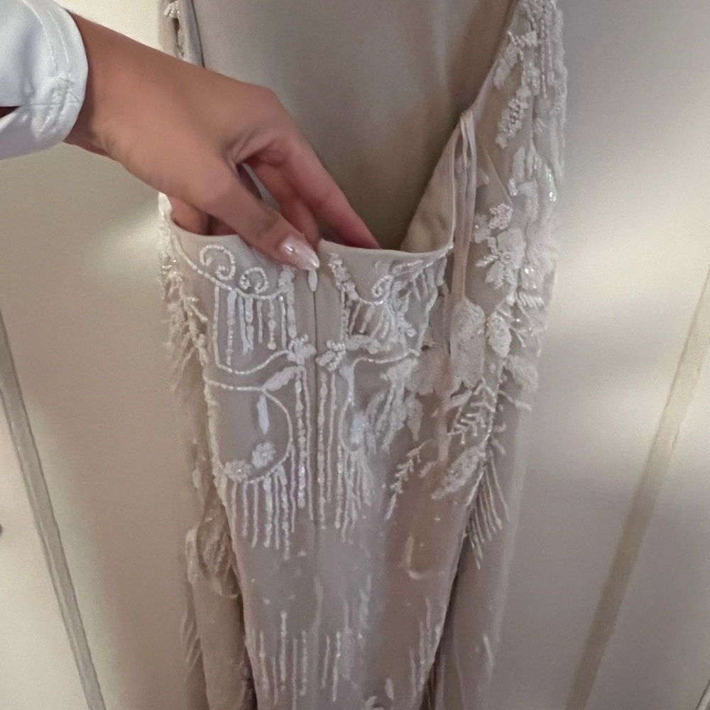 Romney Tania Olsen Wedding Dress - Picture 12 of 13